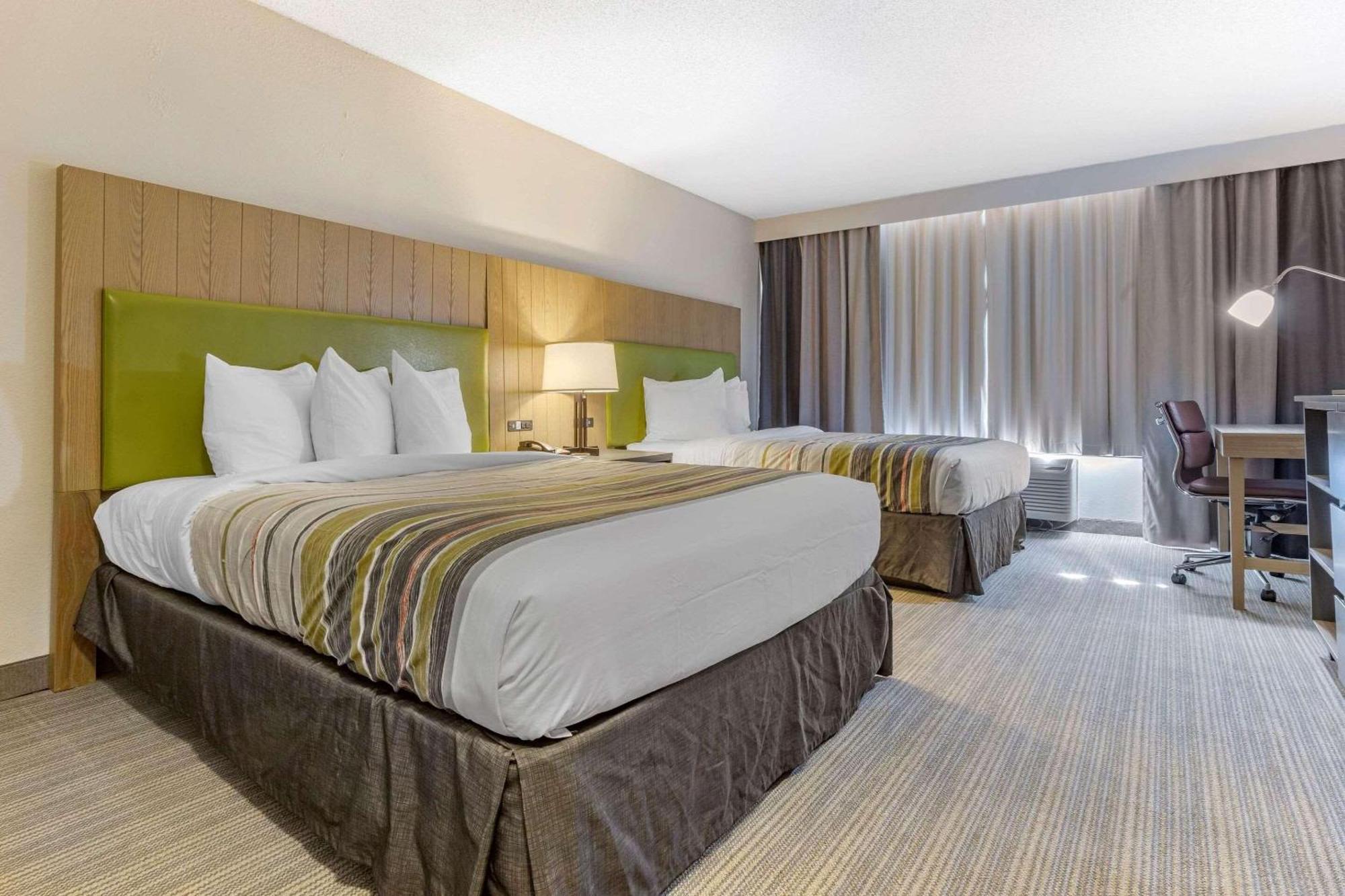 Hotel Country & By Radisson, Lumberton, Nc 3*