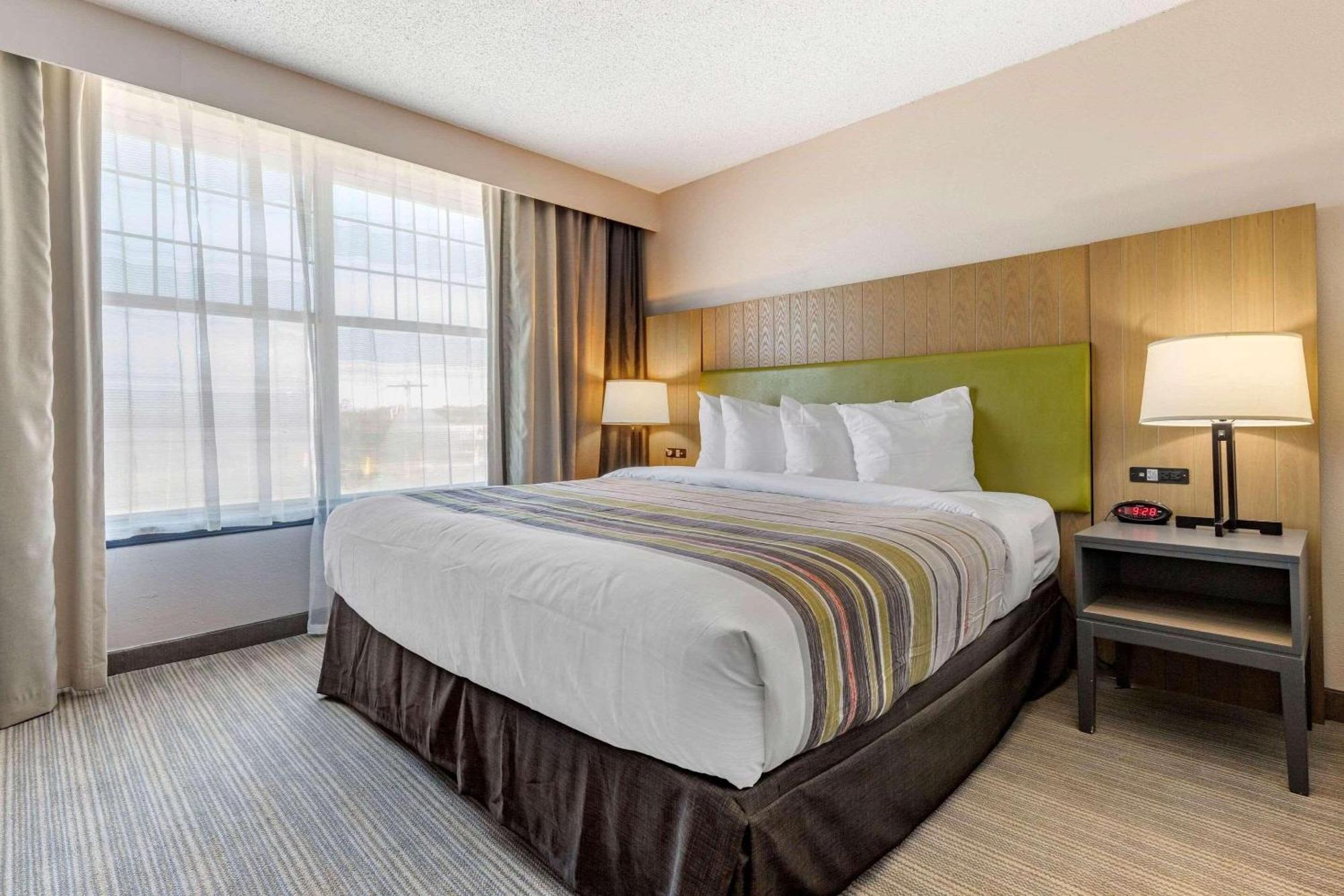 Country & By Radisson, Lumberton, Nc 3*