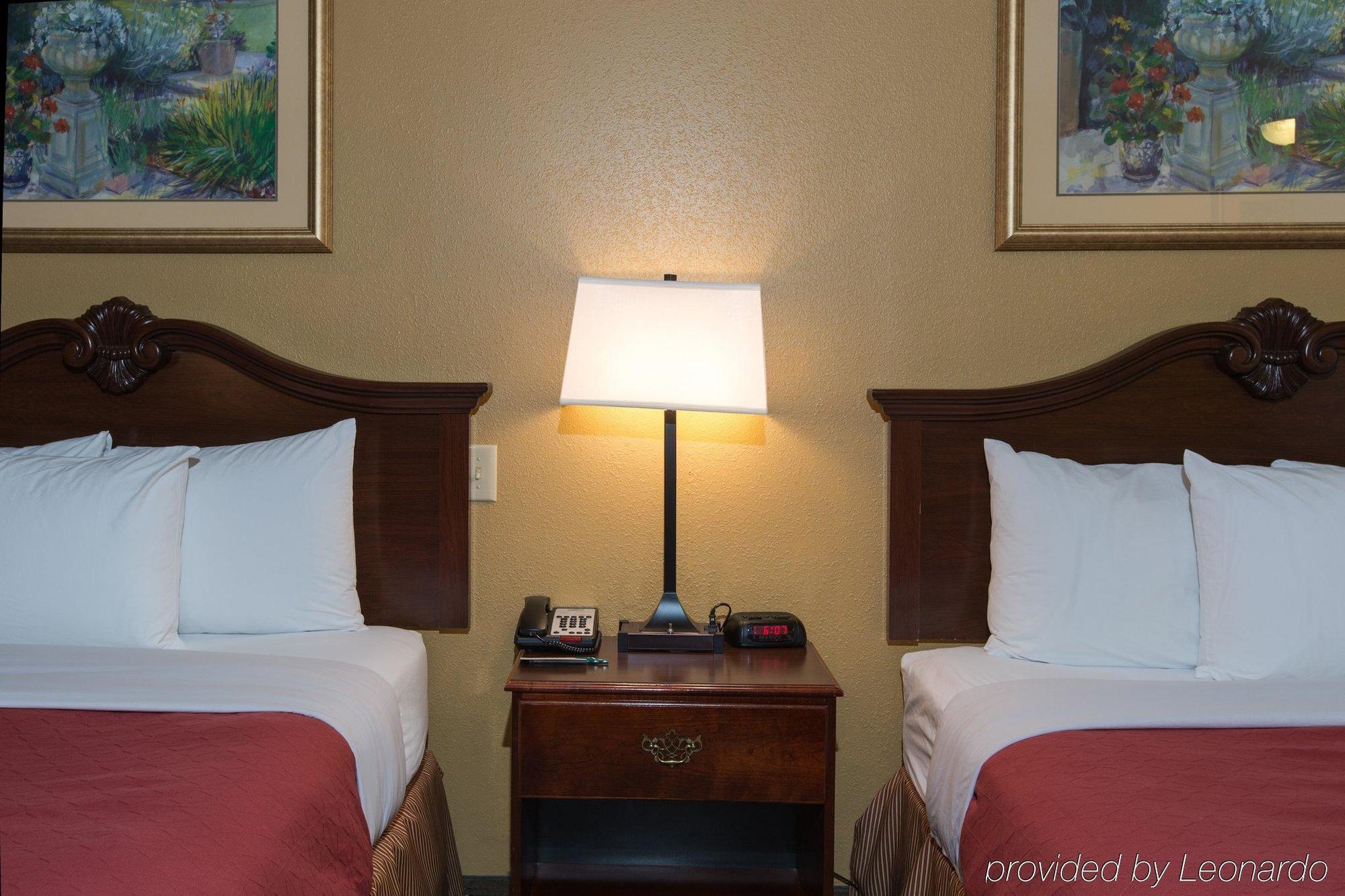 Hotel Country & By Radisson, Lumberton, Nc Lumberton