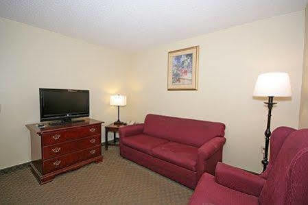 Country & By Radisson, Lumberton, Nc 3*
