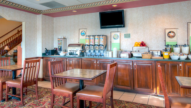 Hotel Country & By Radisson, Lumberton, Nc